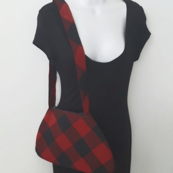 Wool Buffalo Plaid Check Red Black Curvy Shoulder Bag Romantic Hand Made OOAK - Picture 7 of 8